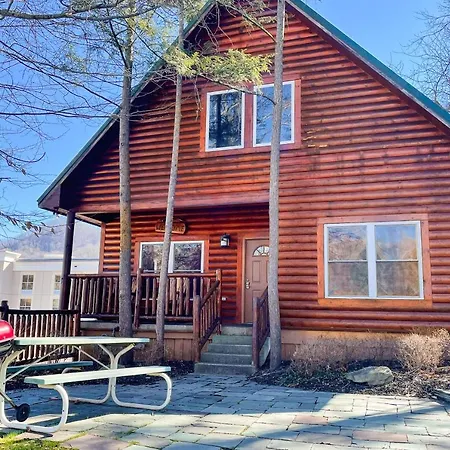 Black Bear Hideaway Cabin Gatlinburg Exterior photo